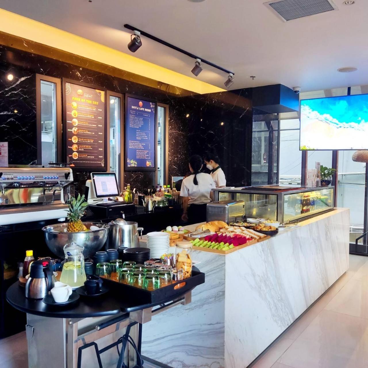 Hotel Zazz Urban Ho Chi Minh Esterno foto