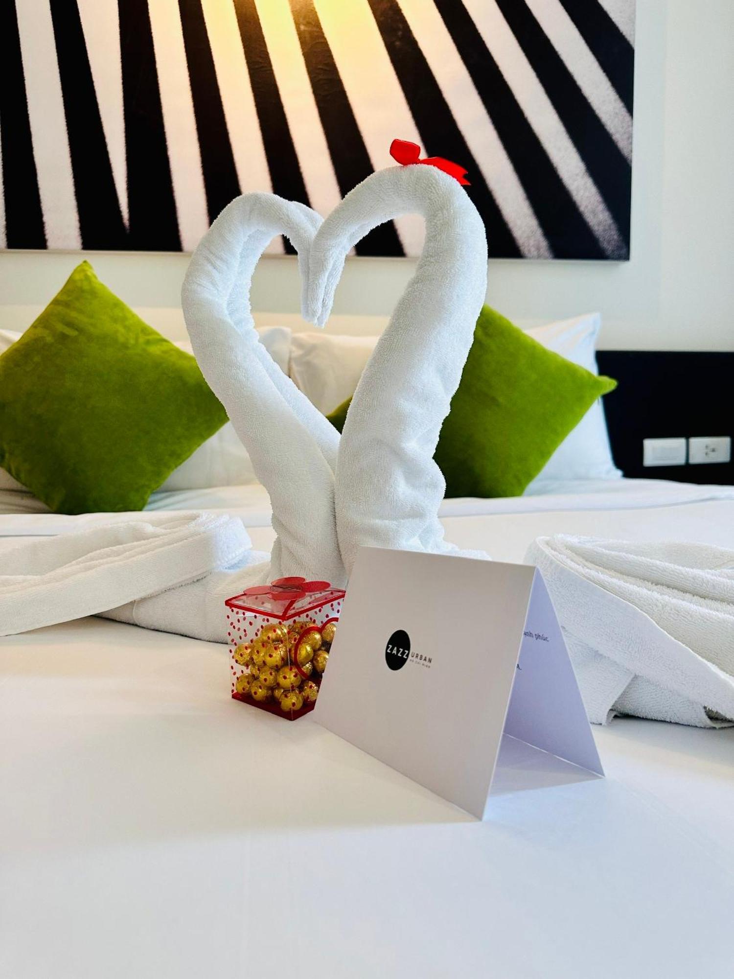 Hotel Zazz Urban Ho Chi Minh Esterno foto